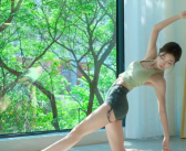 瑜伽动作小姐姐,跟随小姐姐解锁身心和谐之道